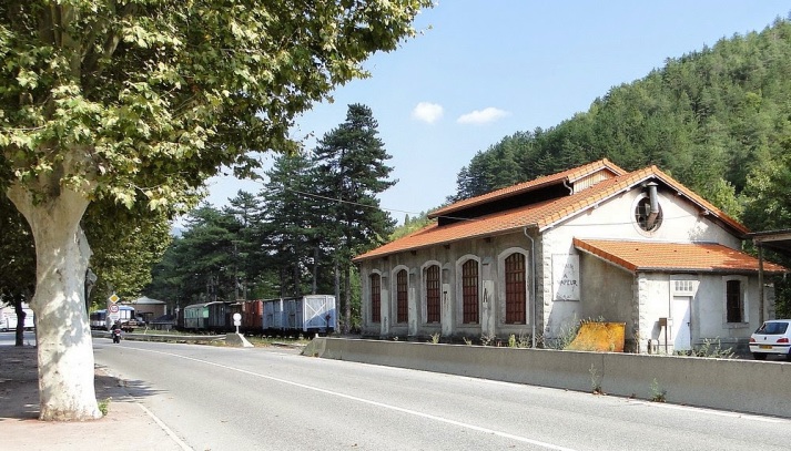 Depósito de locomotivas da estação de Puget-Théniers | © Provence Heritage Railways